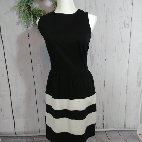 Maurices Dresses & Skirts - Maurices size 0 (14) jersey classic comfy dress